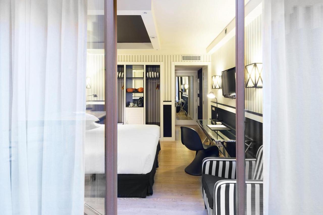 Quarto Superior com Cama de Casal ou 2 de Solteiro