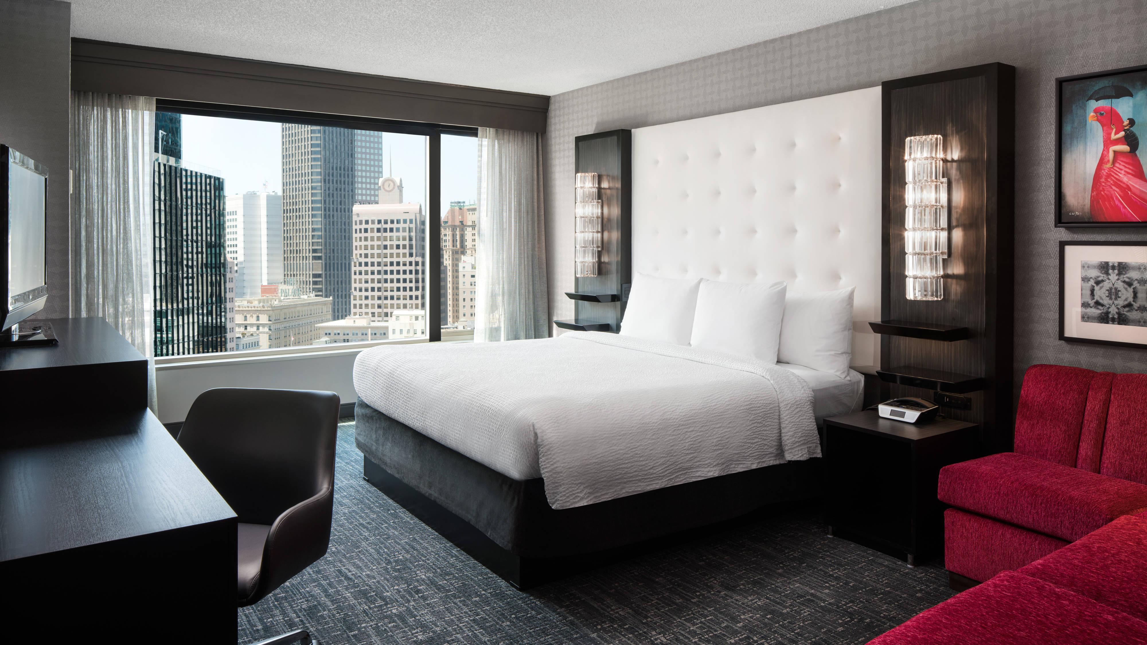 Guest room with king bed, city view - High Floor,1350790150:JPEG
