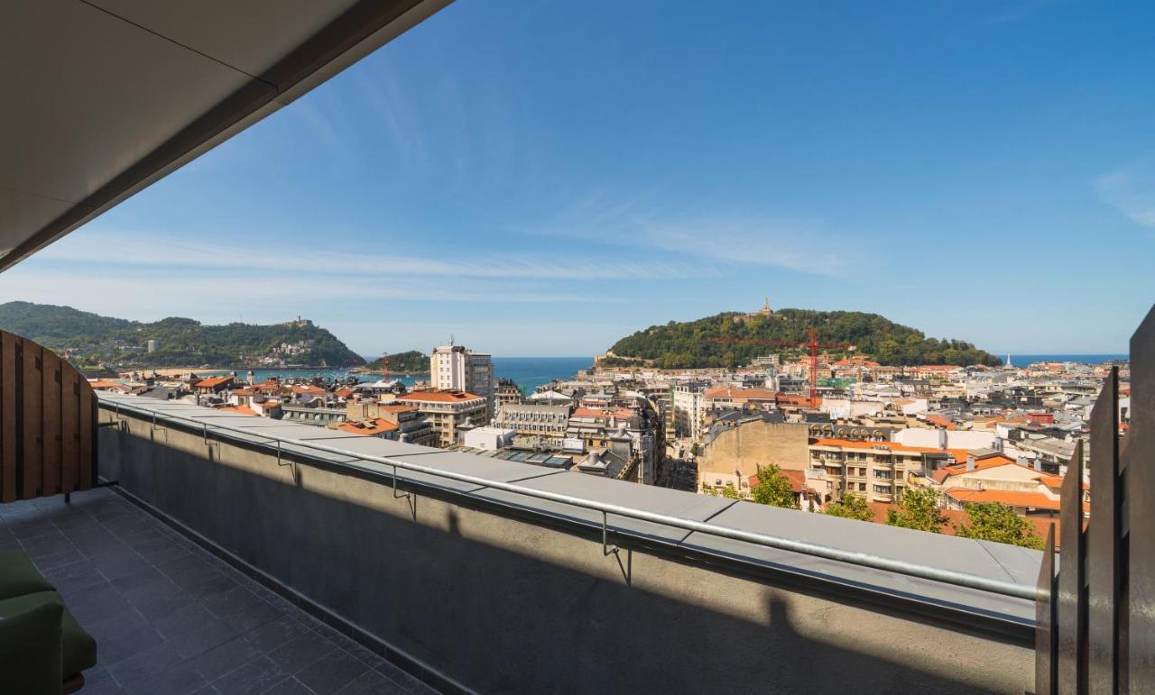 Double Room with Terrace and Sea View
