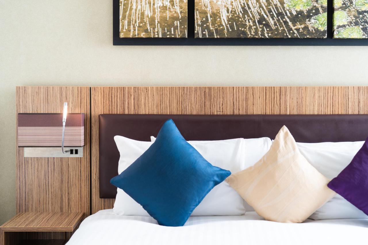 Premium King Room