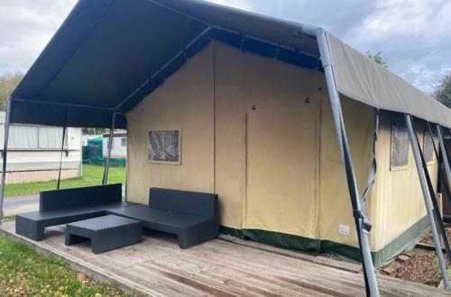Deluxe Tent,1029949300:JPEG