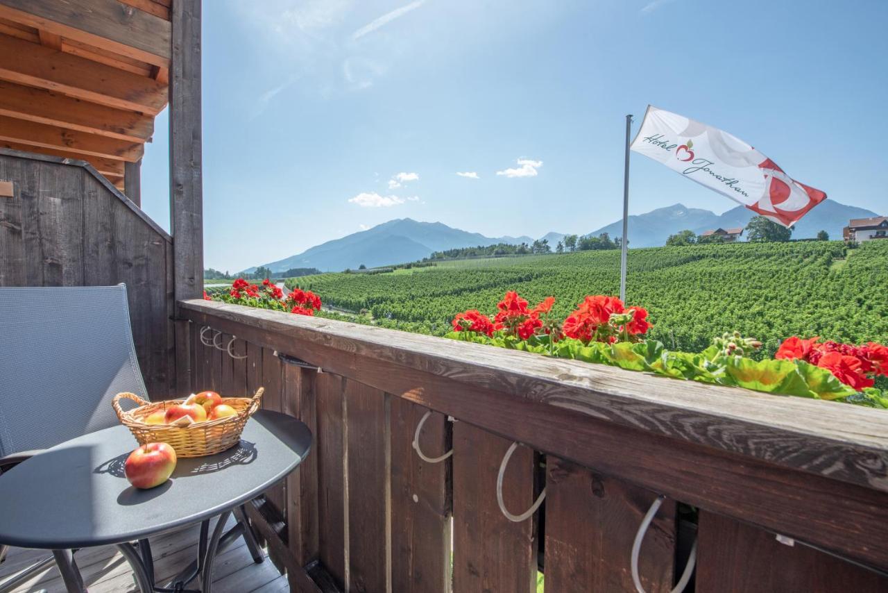 Double Room Mountain View