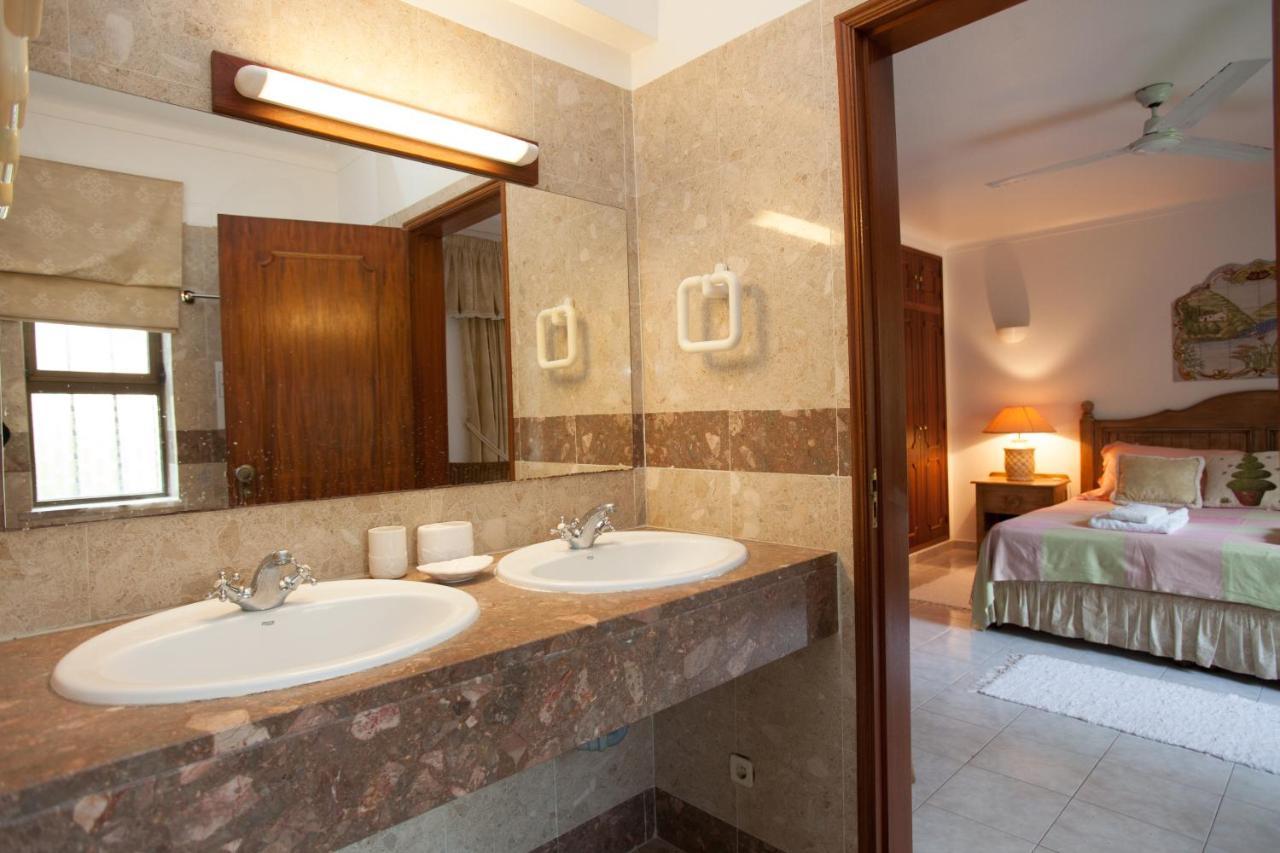 Detached Four-Bedroom Villa with Private Pool,1090353600:JPEG