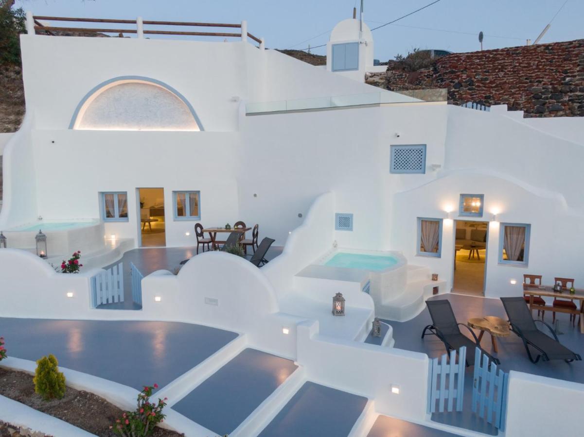 Luxury Grand Cave Suite Outdoor Jetted Tub Sea & Sunset View
