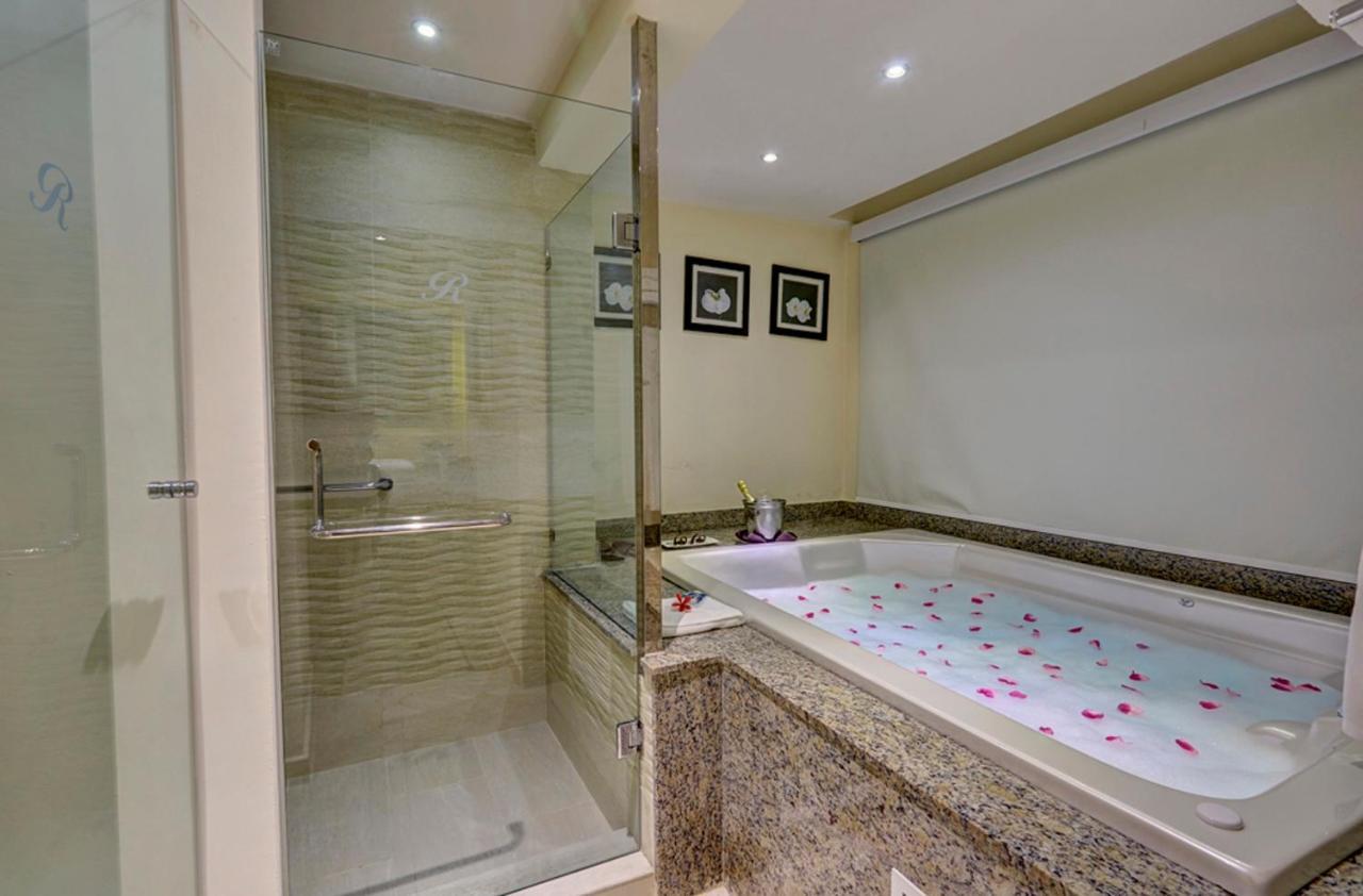 Suite Lua de Mel com Banheira de Hidromassagem - Diamond Club