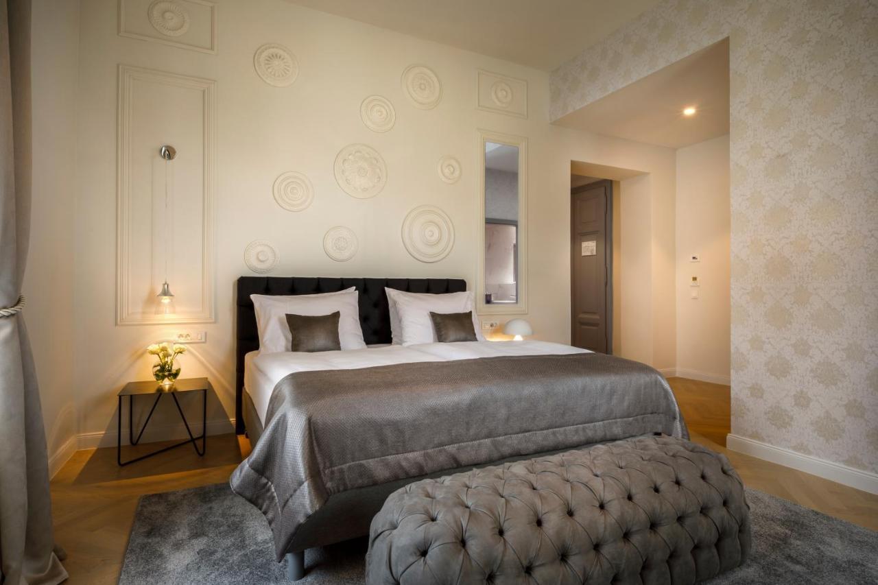 Imperial Zimmer mit Zustellbett