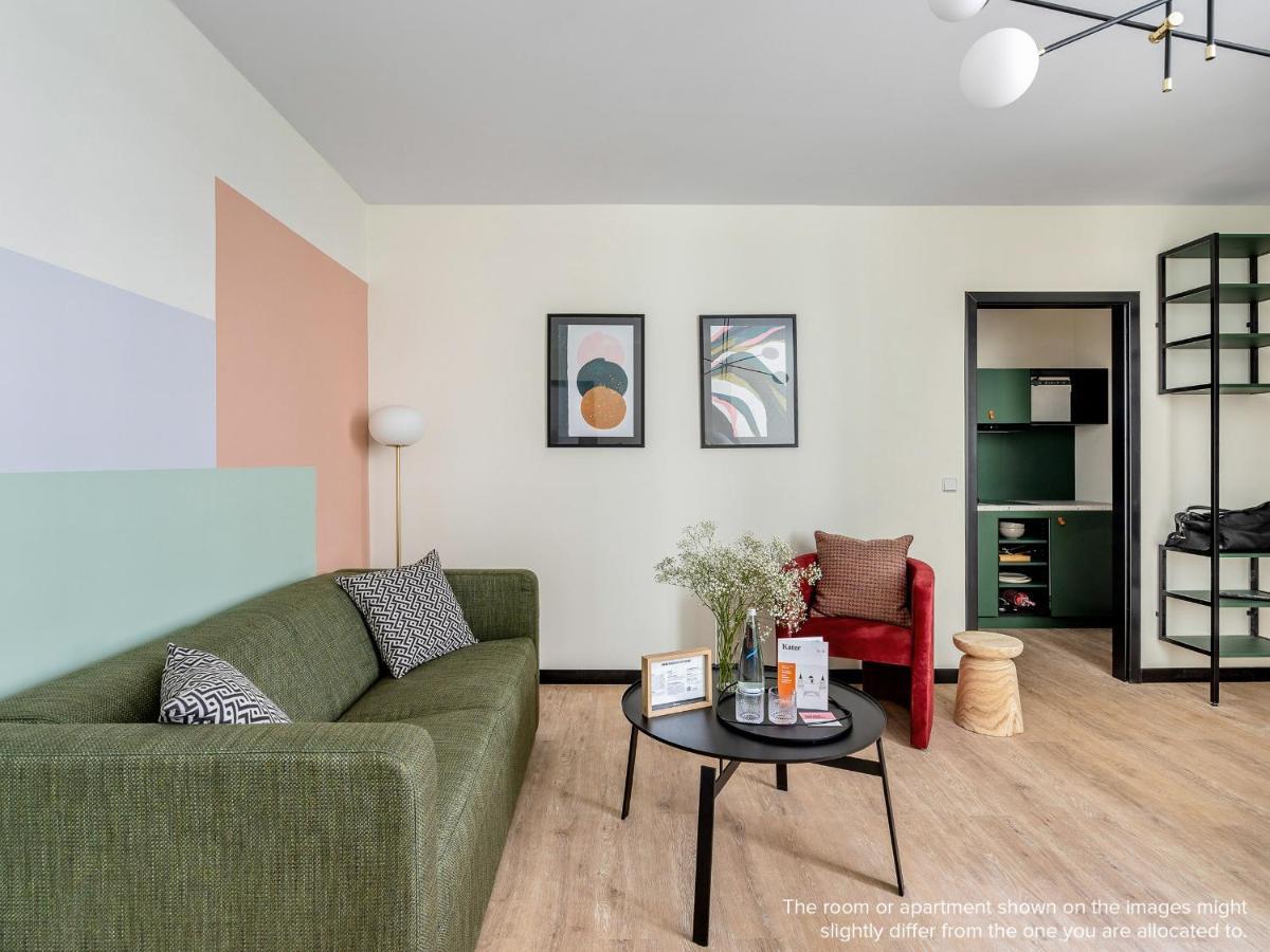 Large Studio with Kitchen and Sofa Bed,1170203989:JPEG