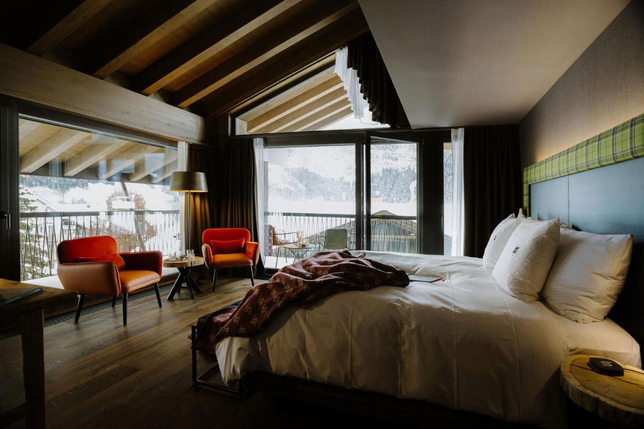 Habitación lateral con vistas al Eiger
