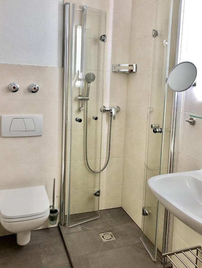 Double Room,1183102285:JPEG