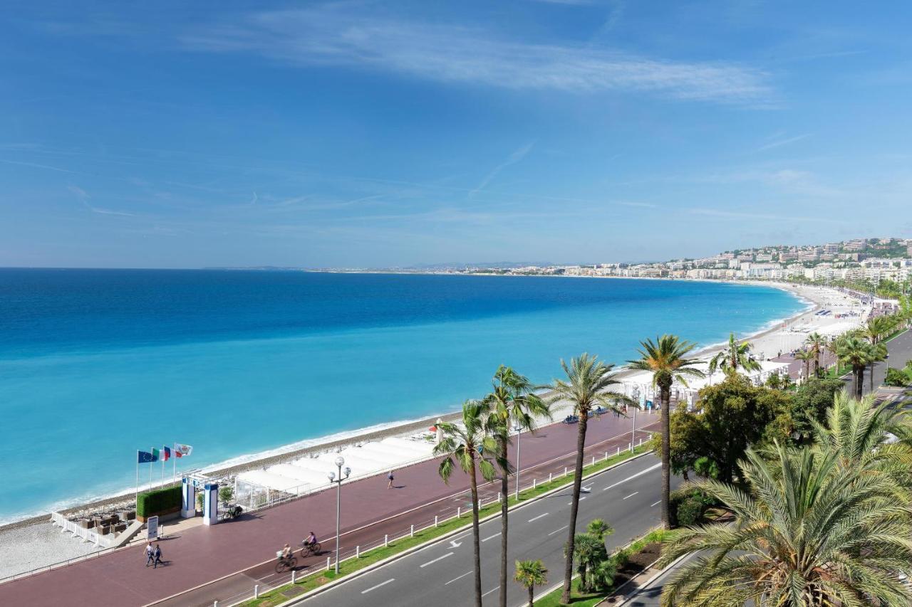 Quarto Deluxe com 2 Camas de Solteiro e Vista do Mar e do Jardim
