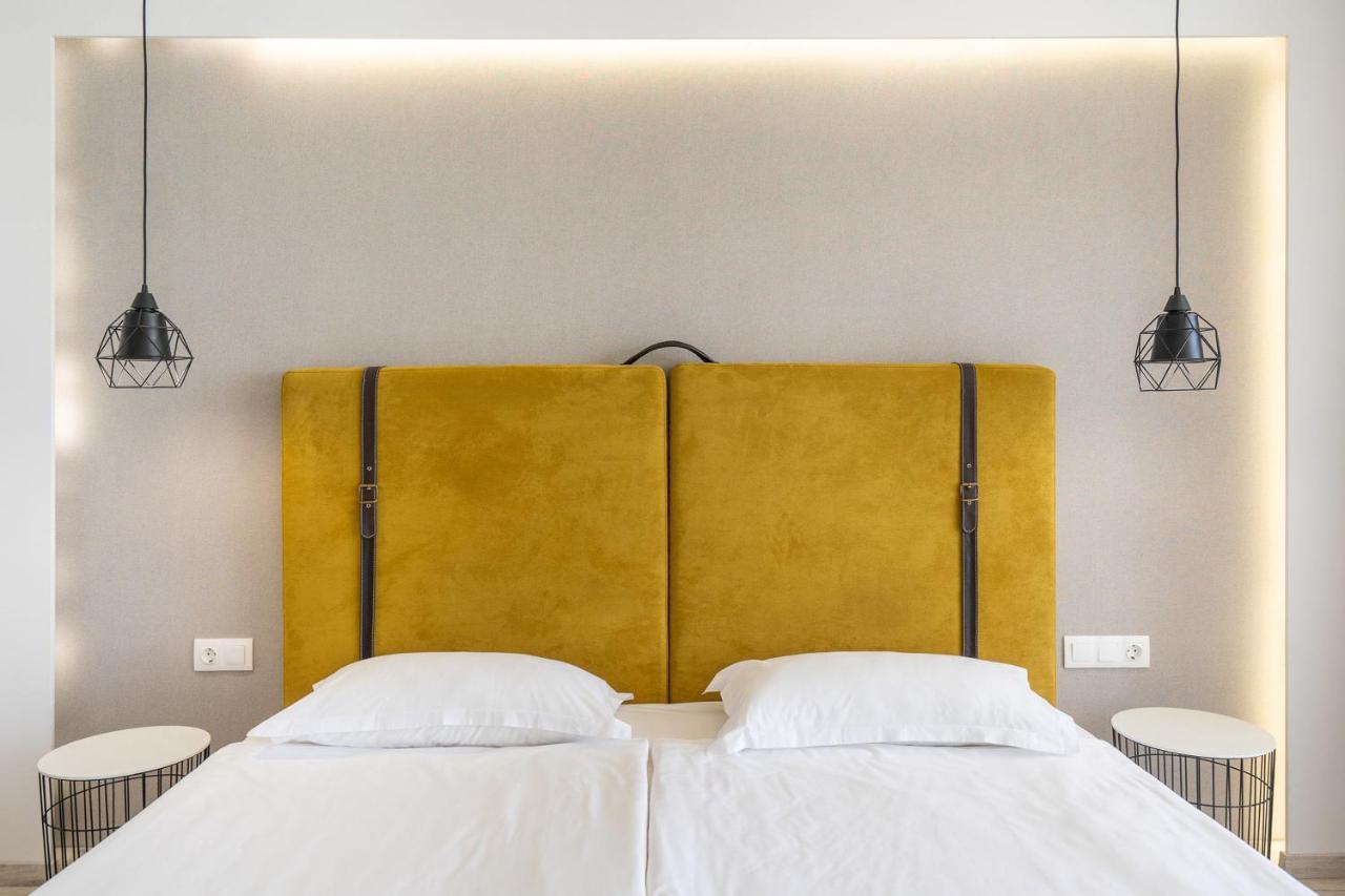 Chambre Double Économique avec  Accès Gratuit à la Piscine à Débordement et à la Plage - Vue sur Parc
