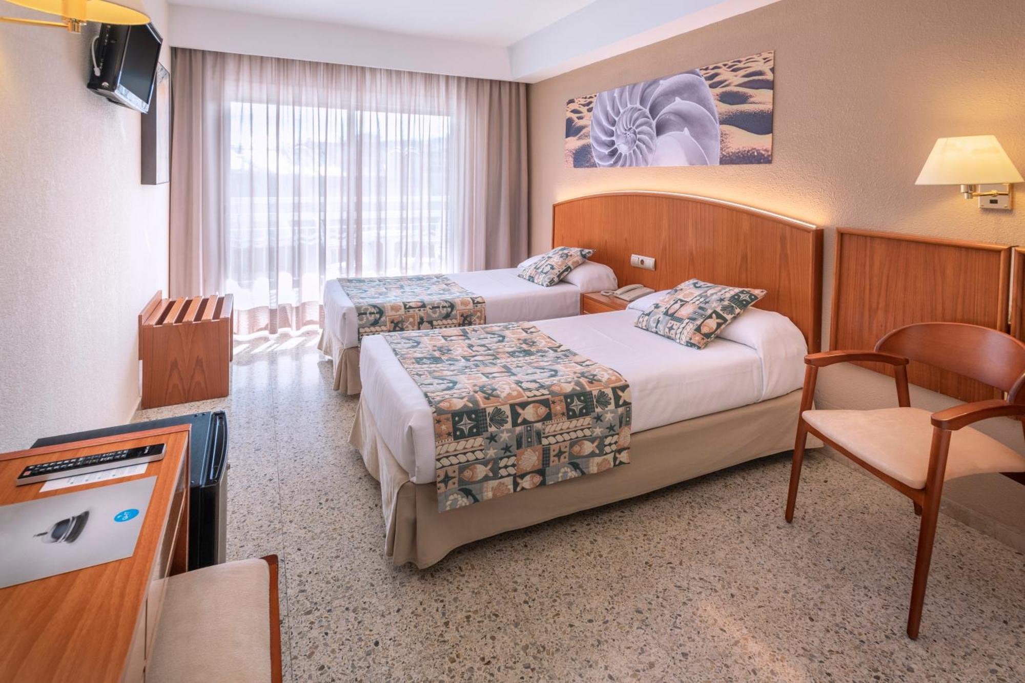 Double or Twin Room Pool View
