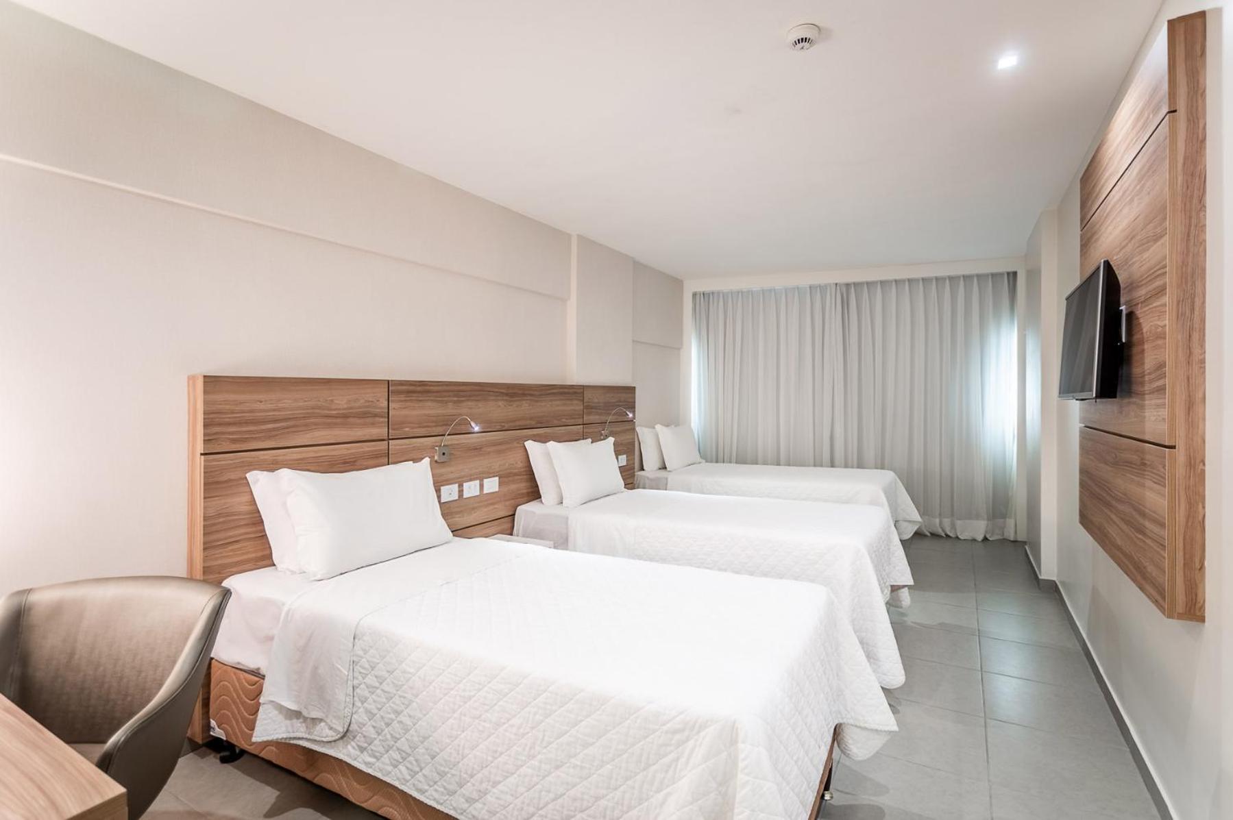 Standard Triple 3 Single Beds