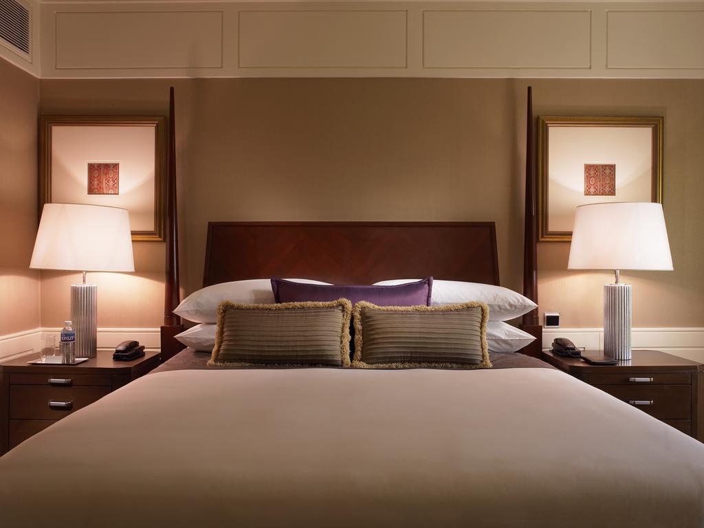 Deluxe Suite with Complimentary Airport transfer, Lounge Access,complimentary usage of meeting room for two hours per stay