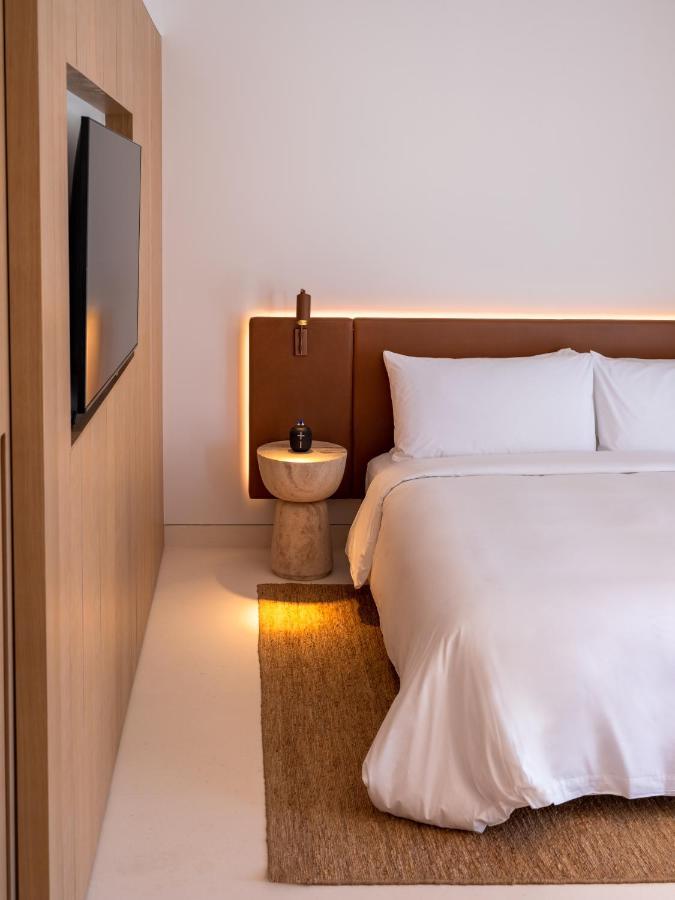 Plaza Suite,1231544579:JPEG
