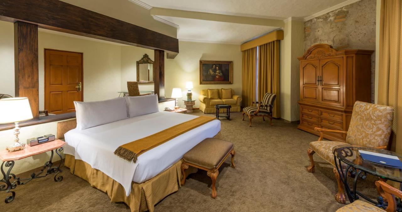 Governor Suite King