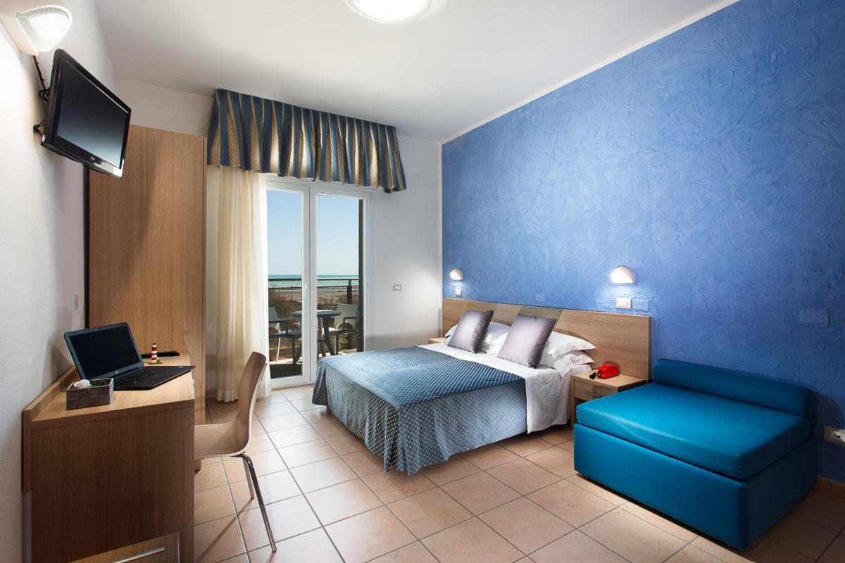 Executive Triple Room,1259117158:JPEG