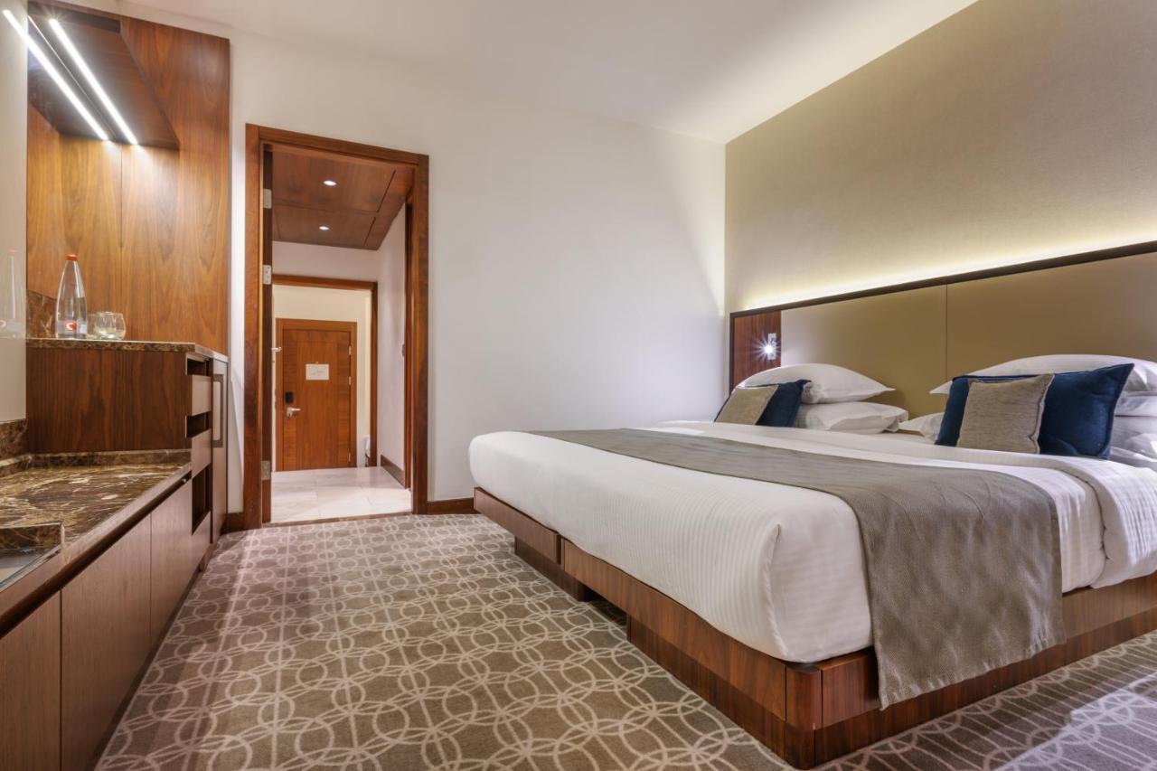 Quarto Família (2 Adultos + 2 Crianças)