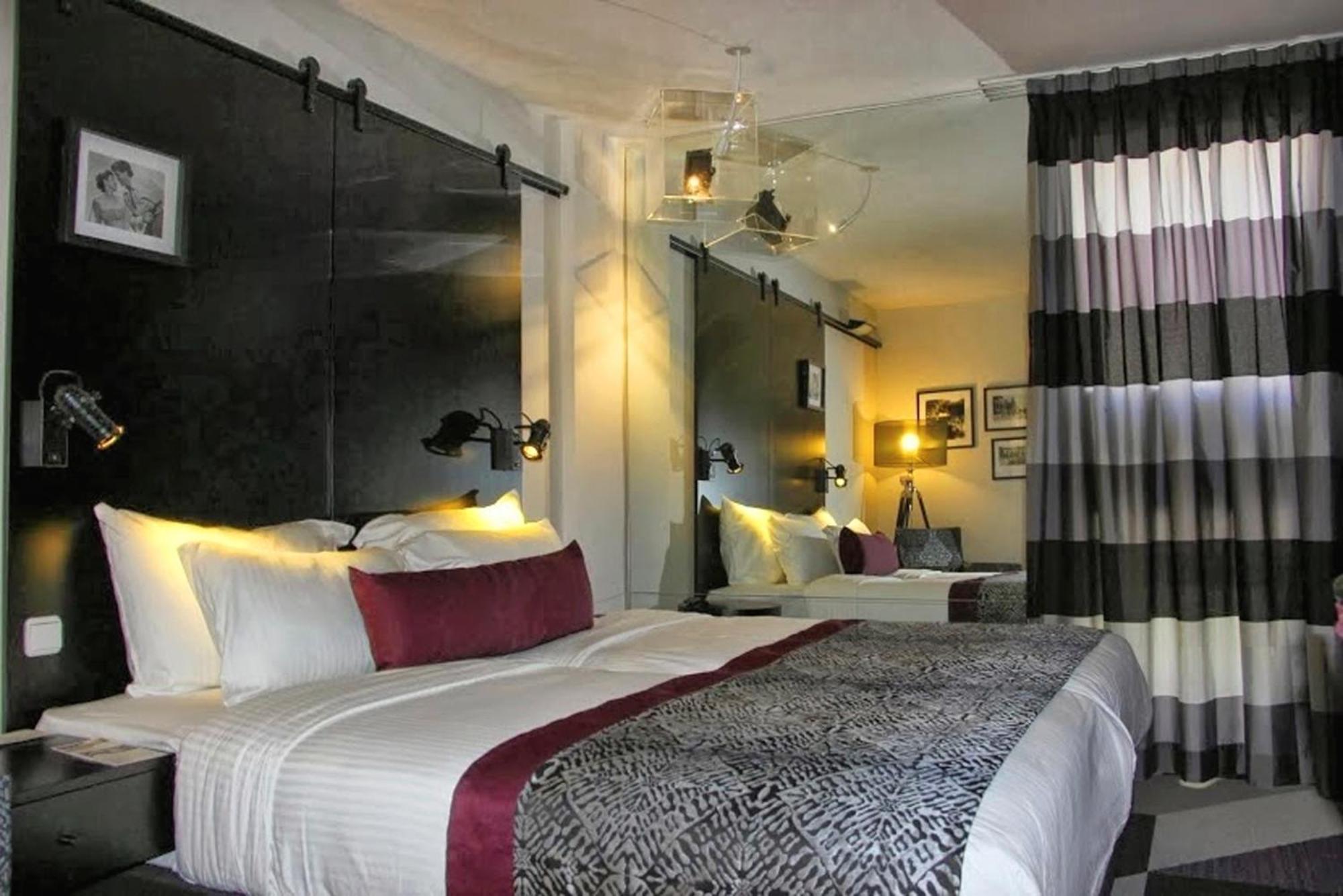 Double or Twin Room,575370924:JPEG