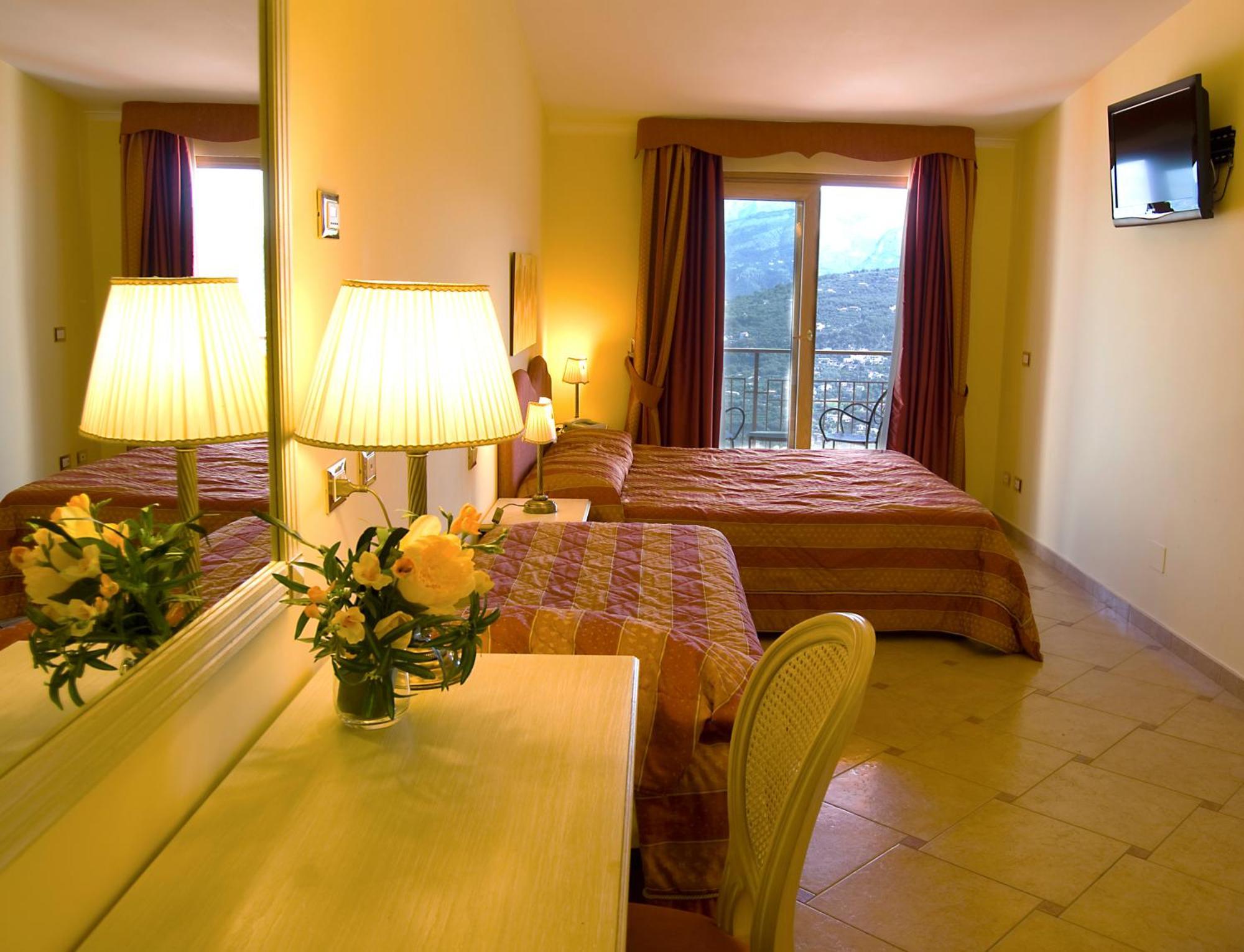 Quadruple Room Balcony,1099462119:JPEG