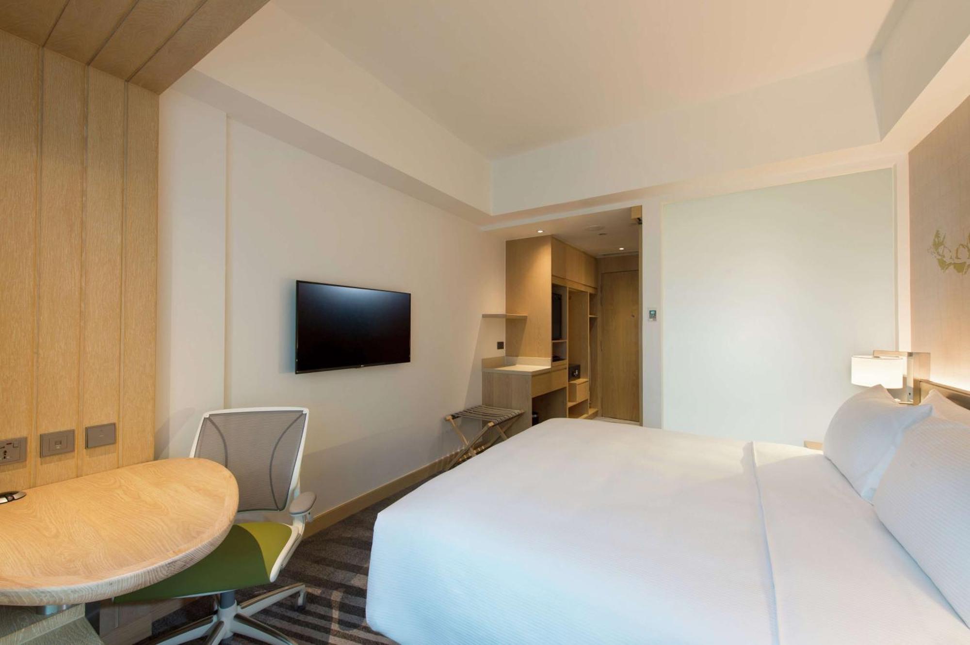 King Guest Room