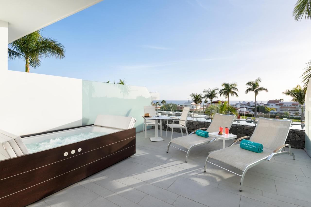 Suite Junior con bañera de hidromasaje al aire libre