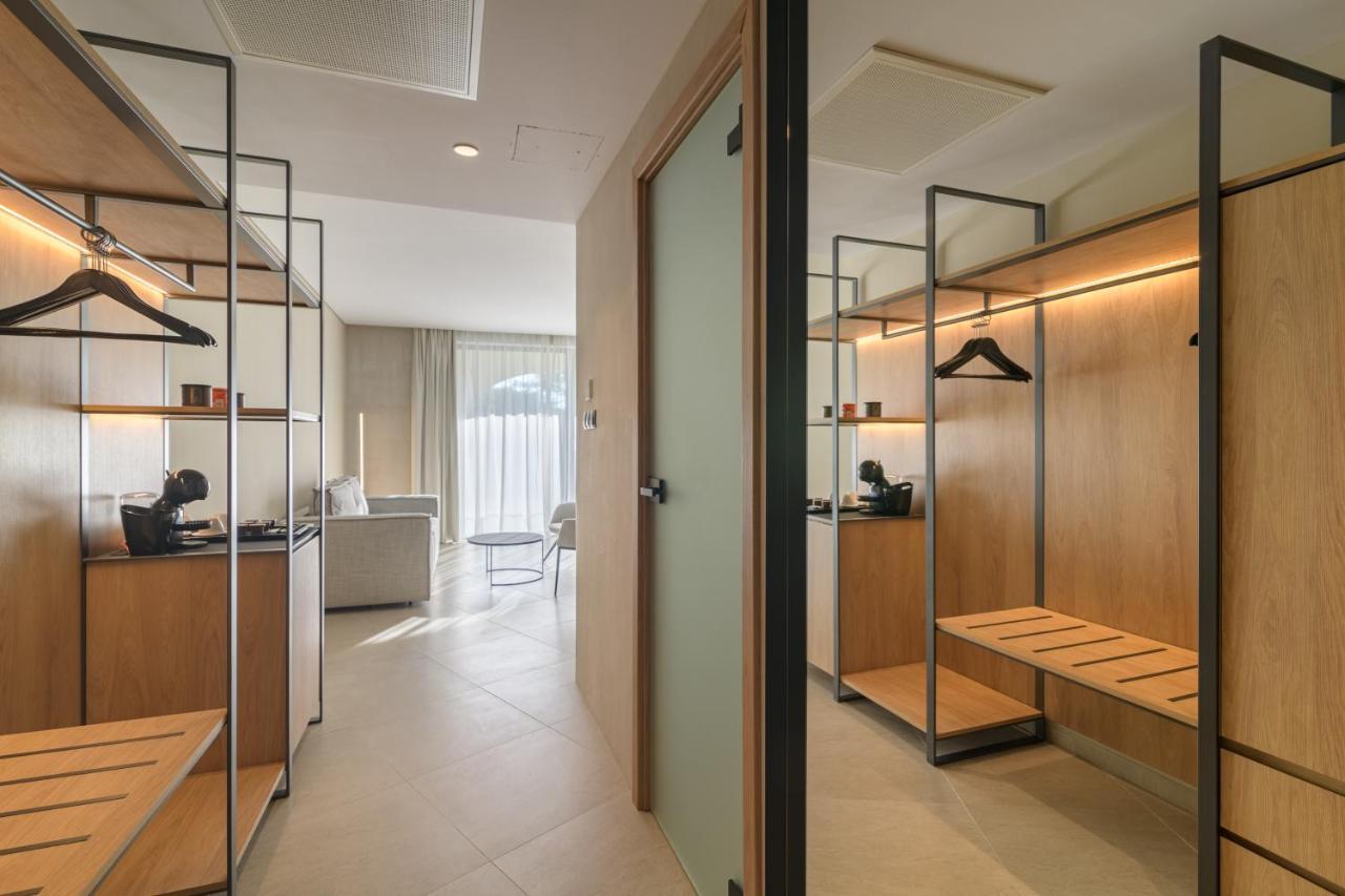 Premium Corner Studio with Park View and unlimited access to Health Spring Spa