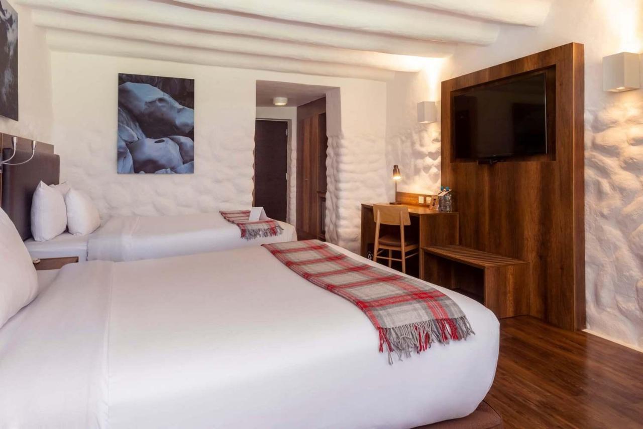 Superior Queen Room with Two Queen Beds