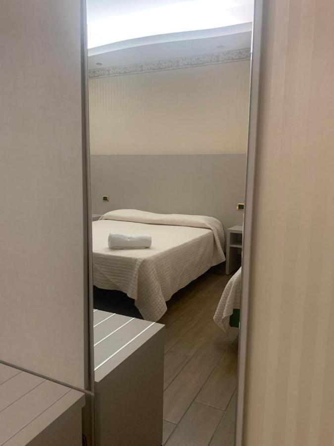 Double Room,1331836829:JPEG