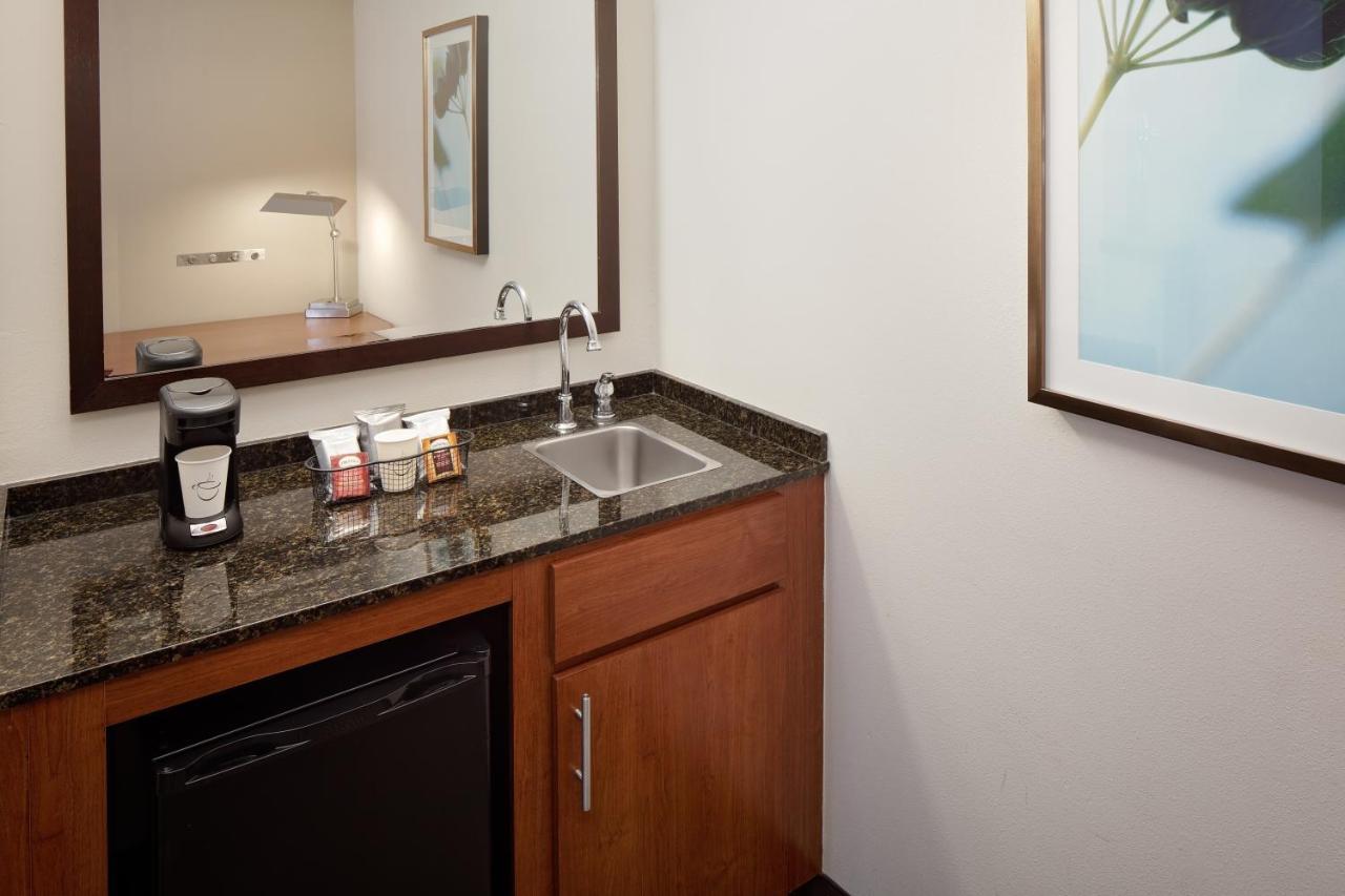 Double Room with Sofa Bed and Roll-In Shower - Disability Access