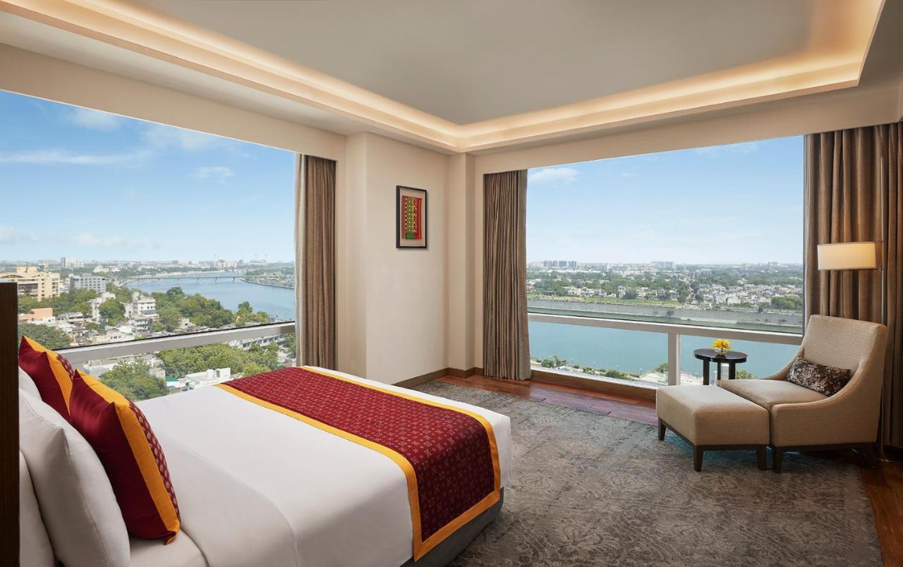 Executive Suite | on Spa & on F&B Till 31st Oct