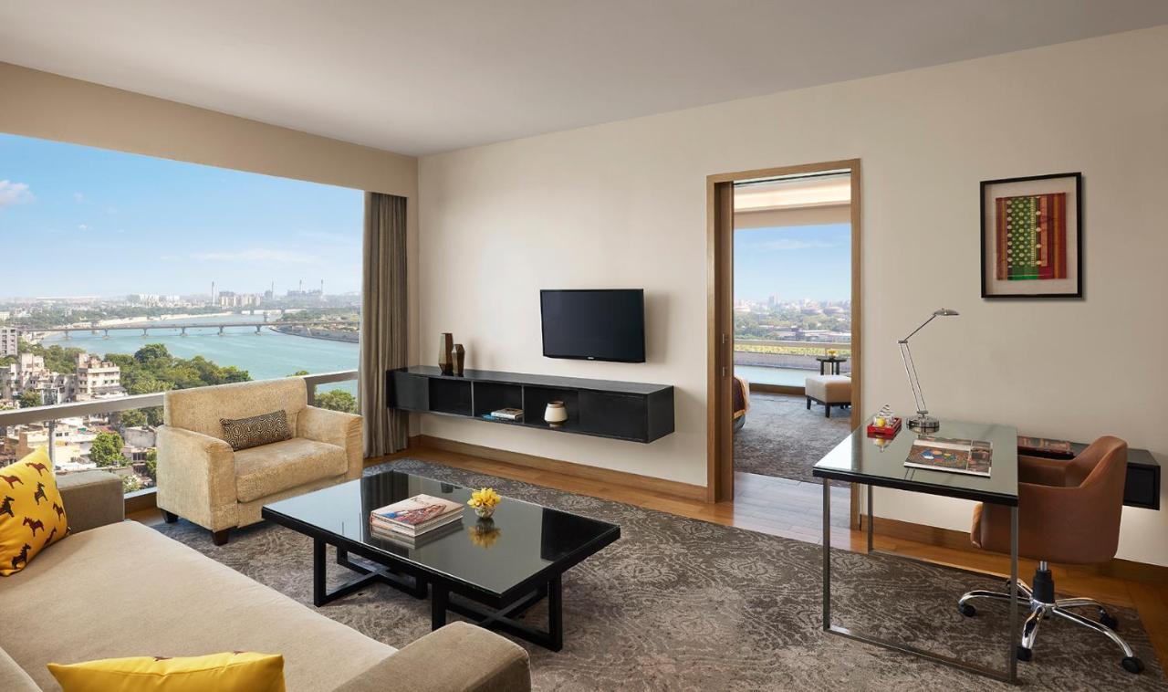 Executive Suite | on Spa & on F&B Till 31st Oct