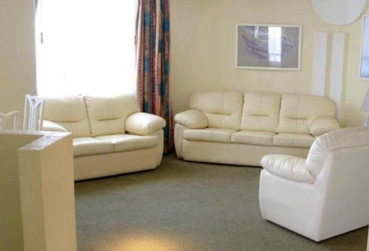 Deluxe Suite with Spa Bath