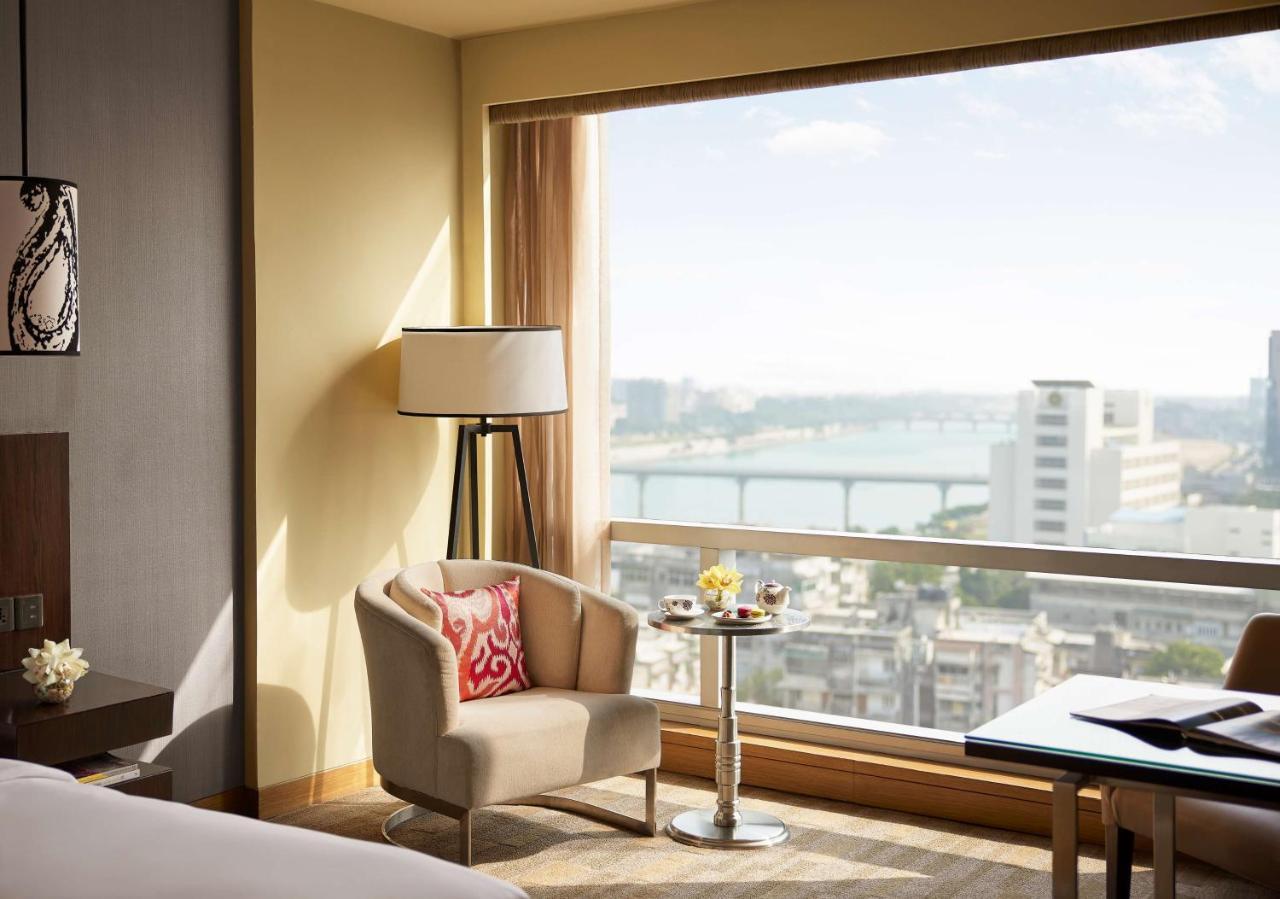Executive Suite | on Spa & on F&B Till 31st Oct