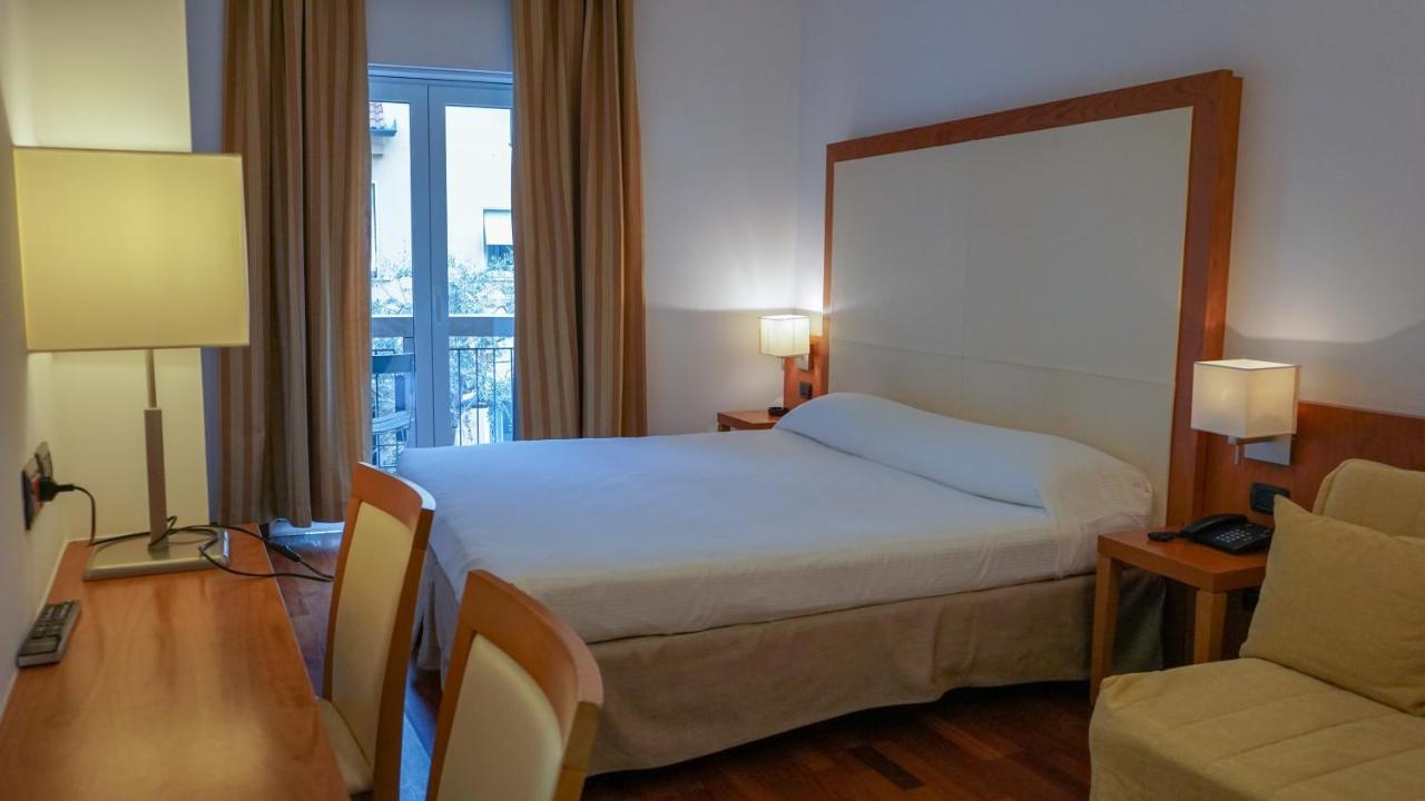 Connecting Family Suite Balcony City View