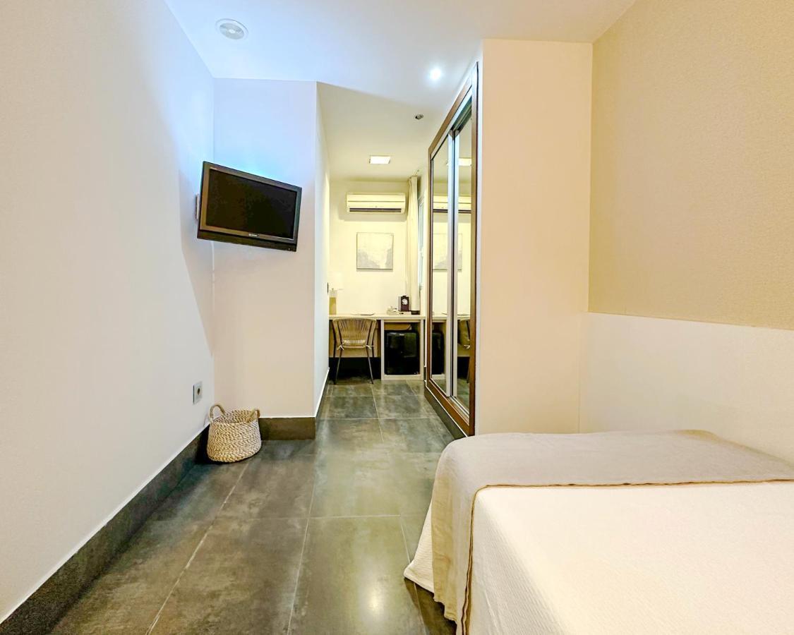 Single Room,1399959596:JPEG