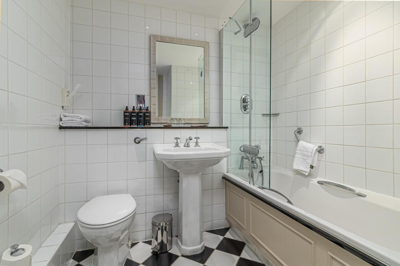 Classic Double Room,1771694362:JPEG