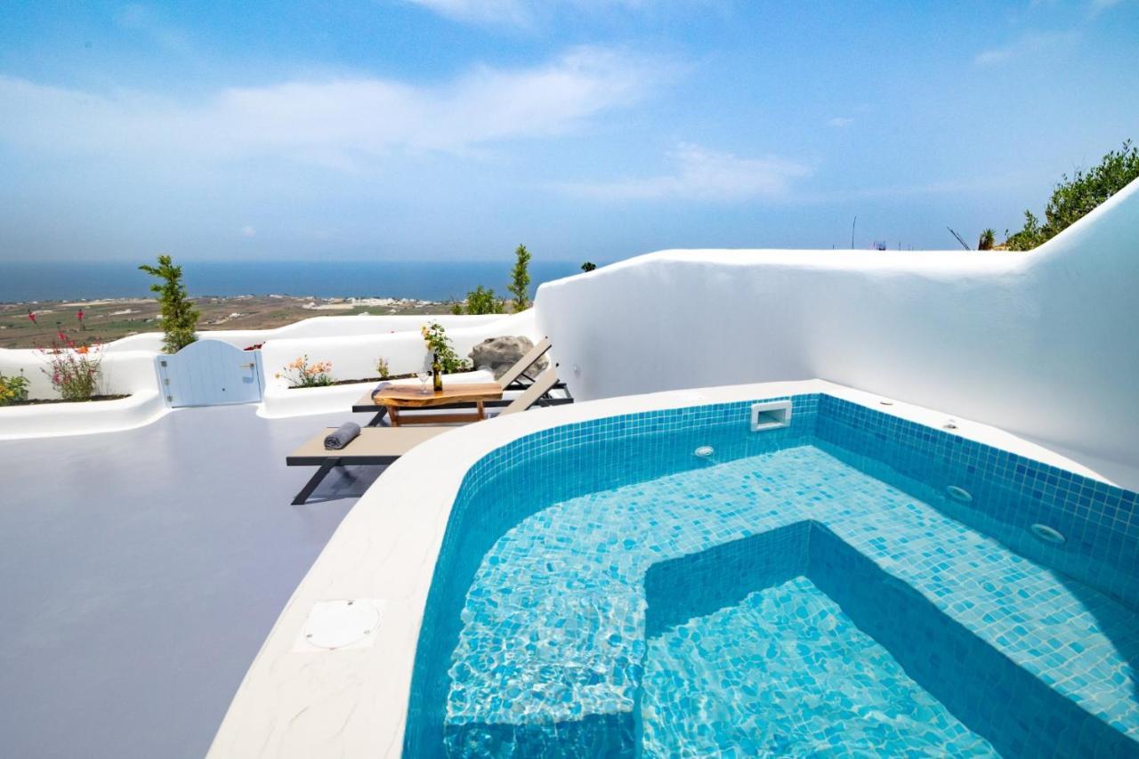 Honeymoon Cave Suite Jetted & Heated Plunge Pool Sea & Sunset View,1500112879:JPEG