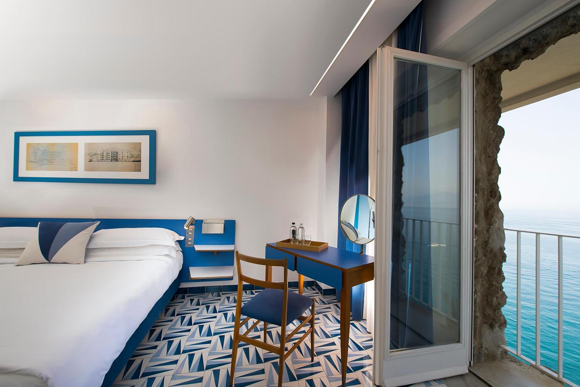 Superior Double or Twin Room Sea View