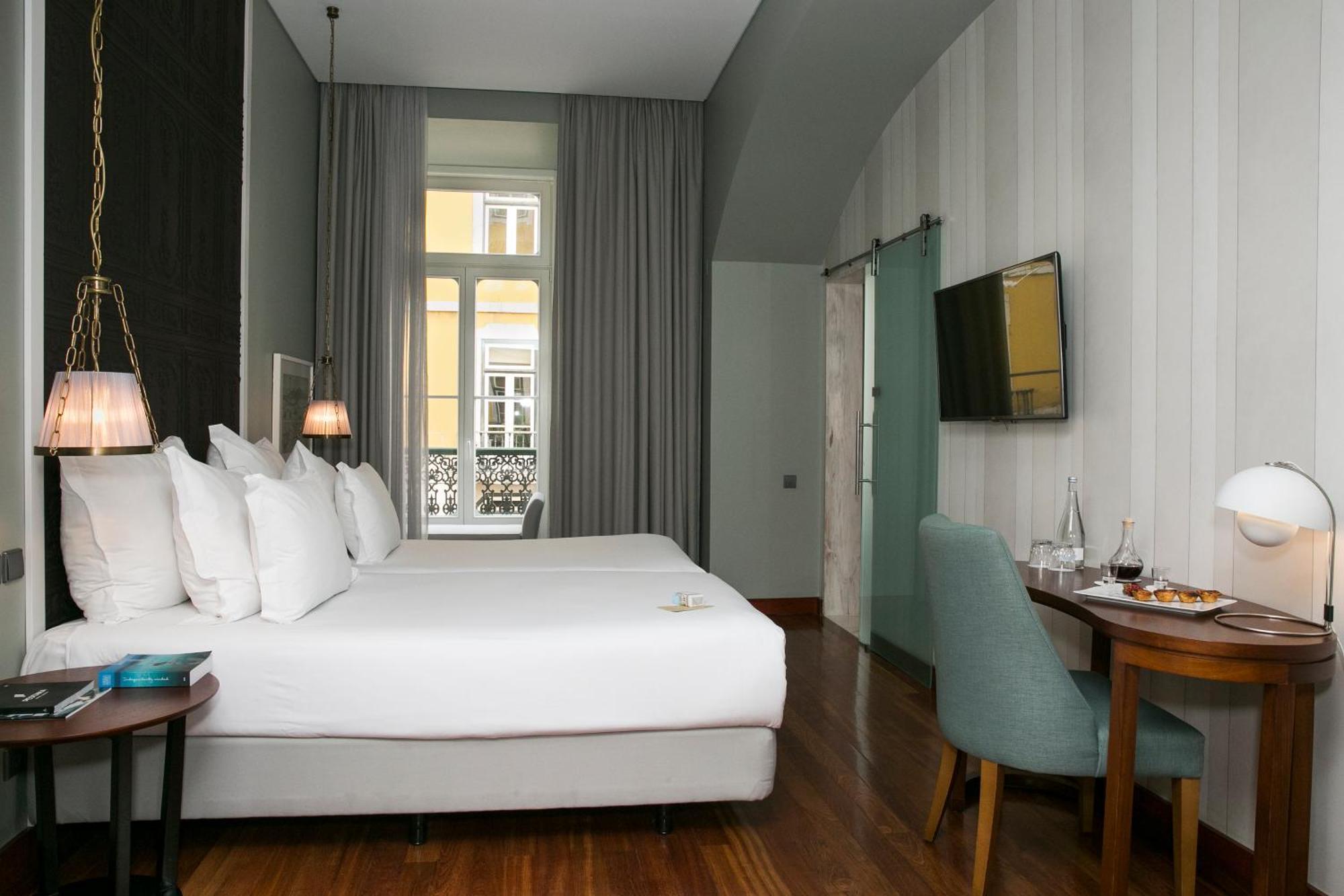 Superior Room King Size Bed
