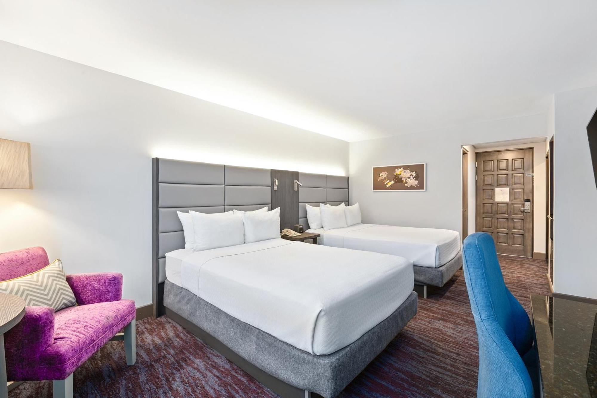 Standard Double Room Two Double Beds Lounge Access Club Floor
