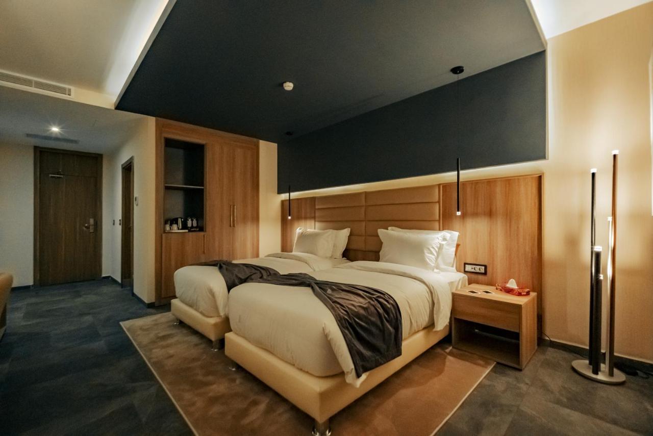 Deluxe Twin Room,1466688344:JPEG