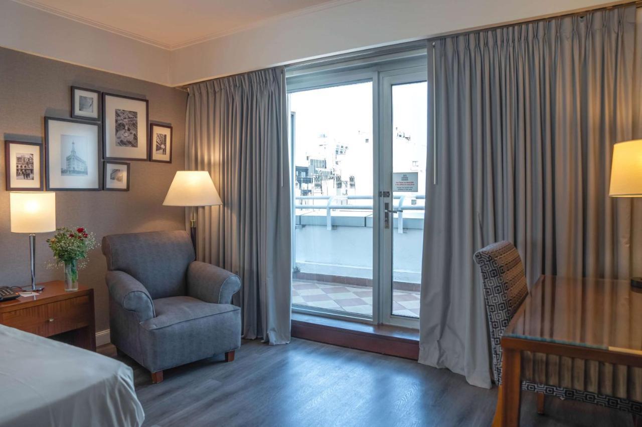 Quarto com Cama King-size e Varanda