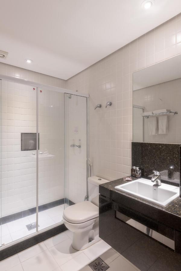 Quarto Superior com 2 Camas de Solteiro