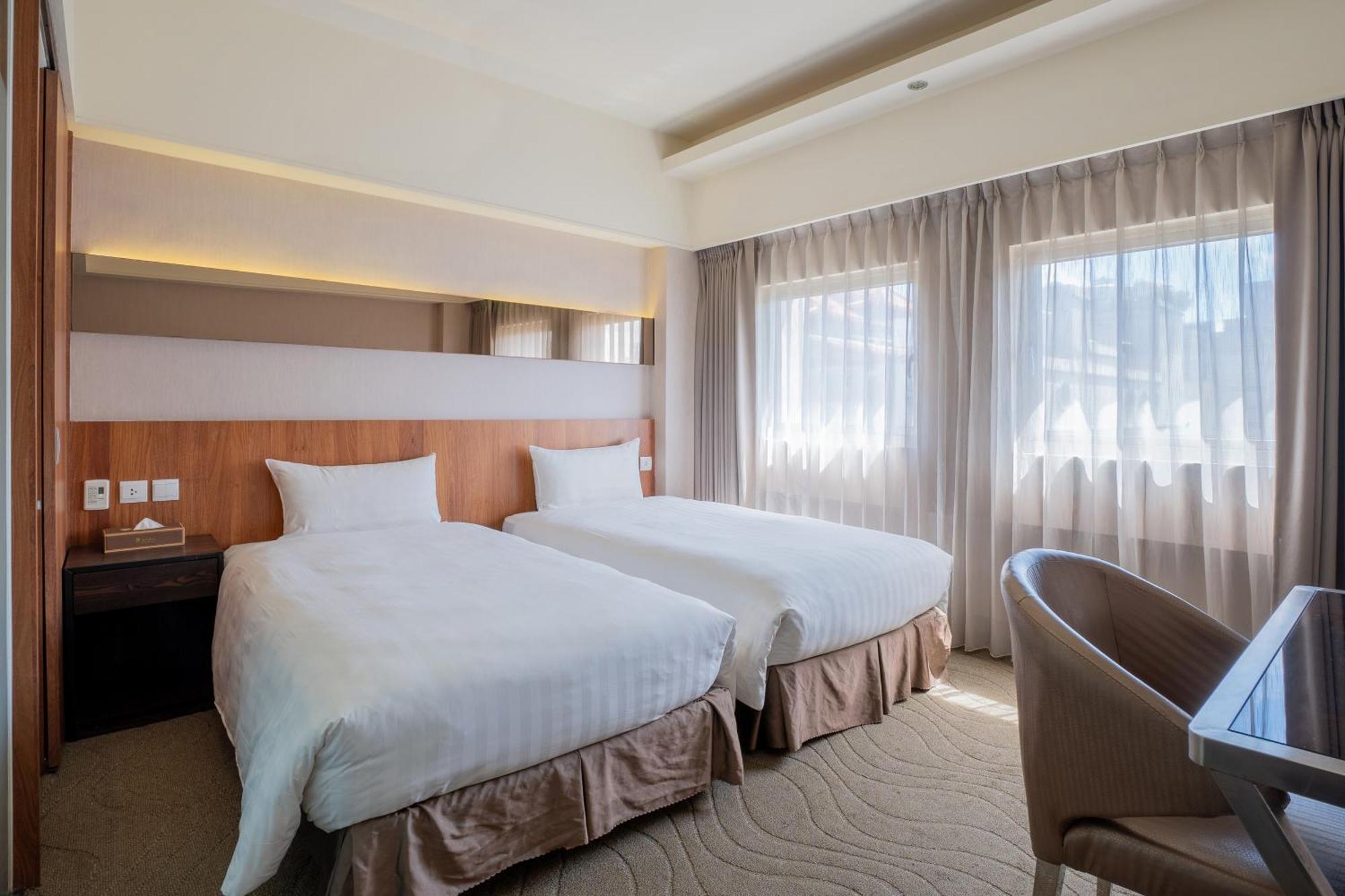 Deluxe Twin Room