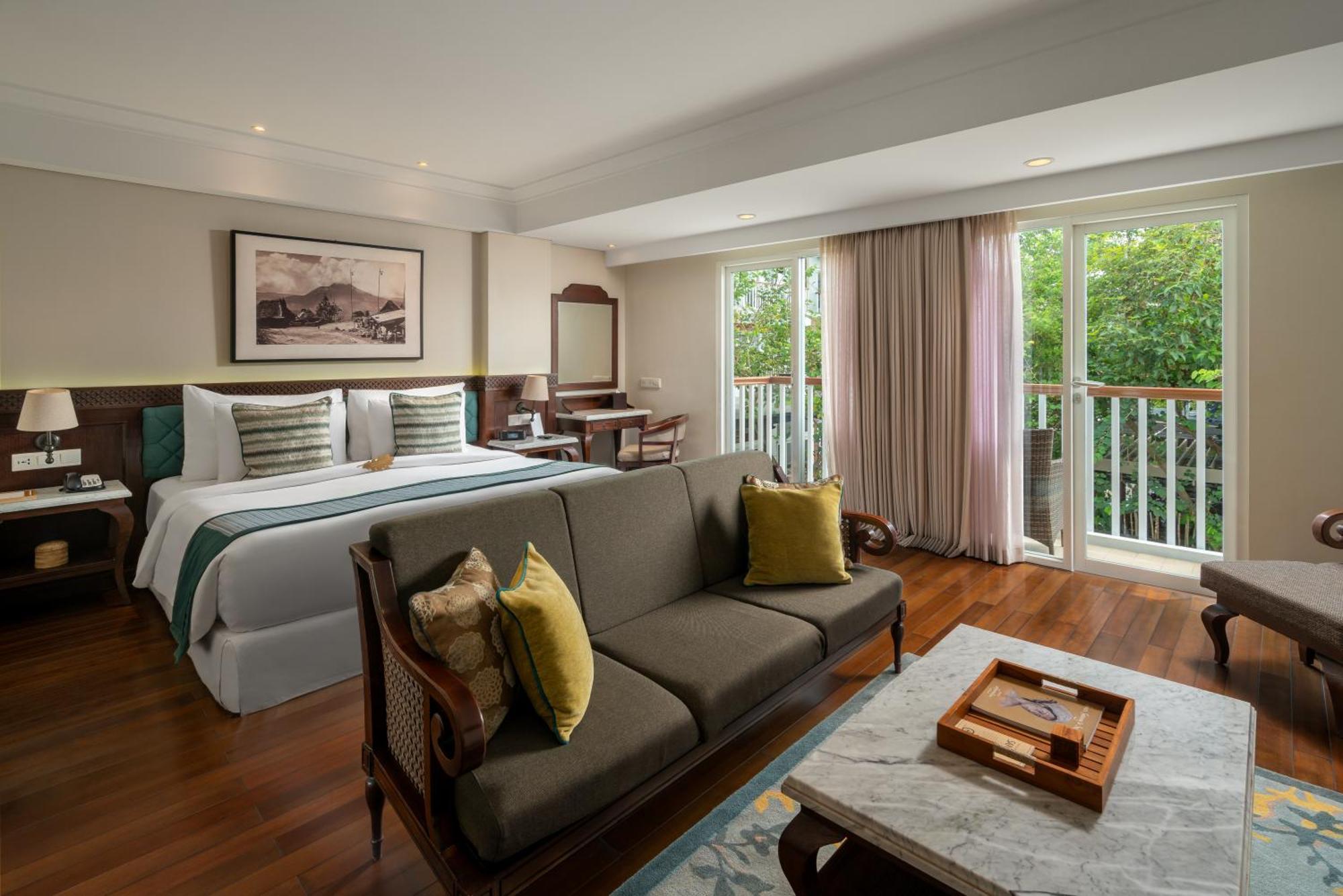 Suite Camelia