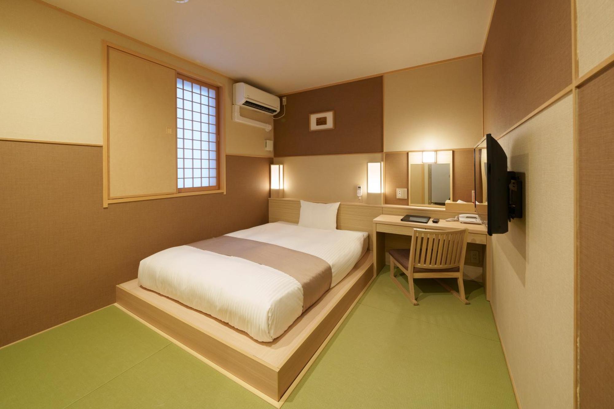 Superior Single Room,1743060866:JPEG