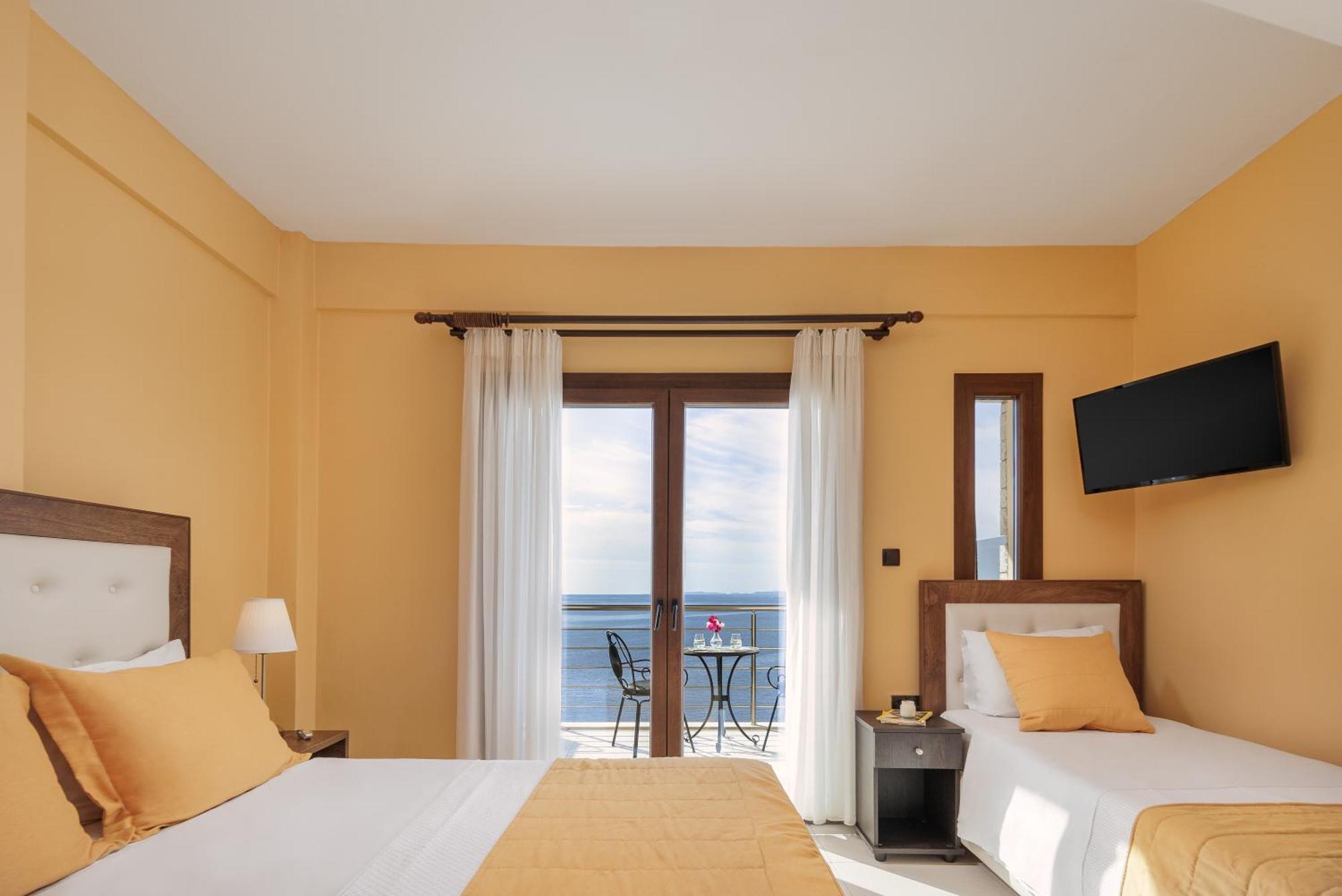 Deluxe Room Balcony Sea View