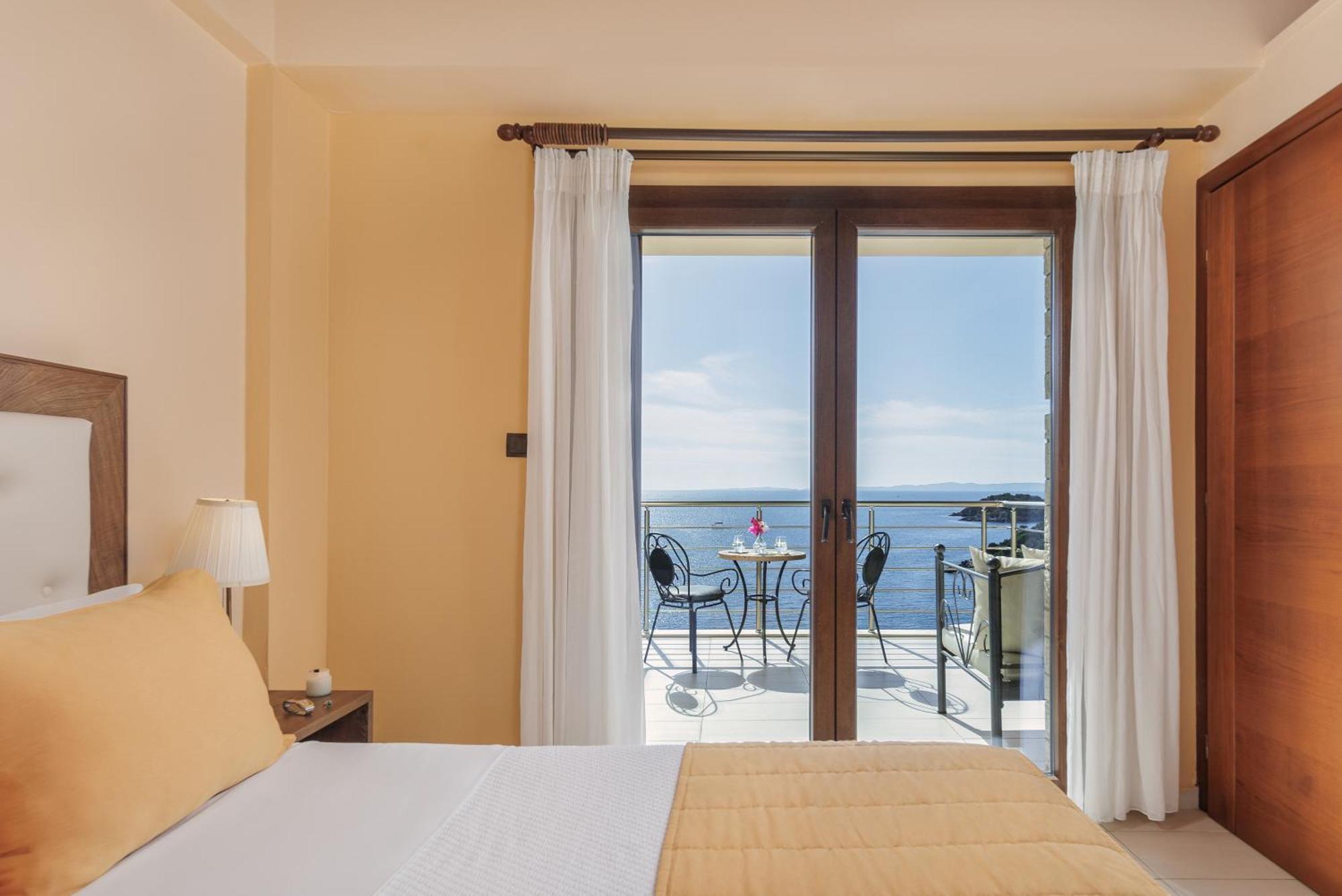 Superior Double Room Balcony Sea View