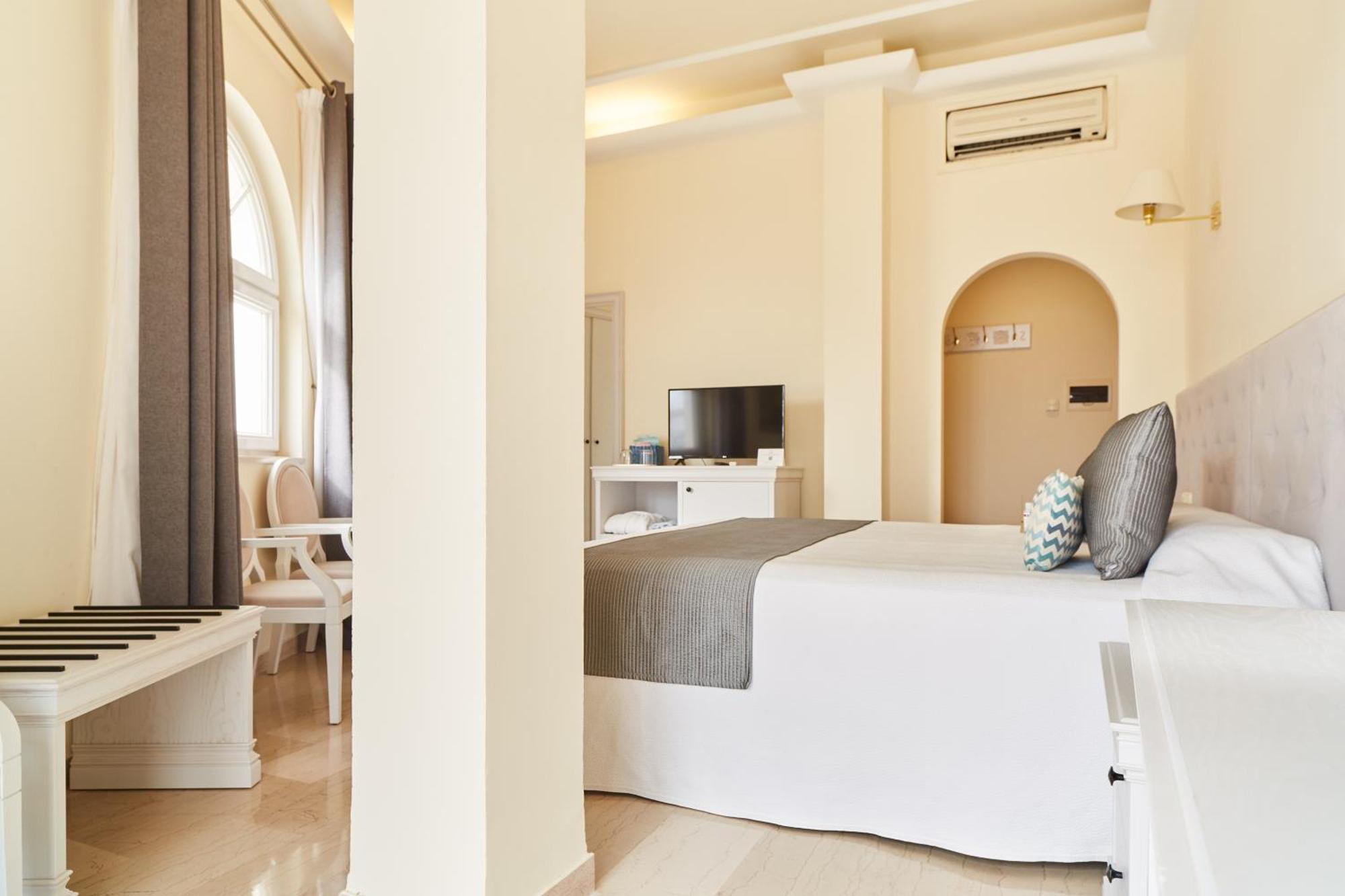 Double Room lateral Sea View terrace